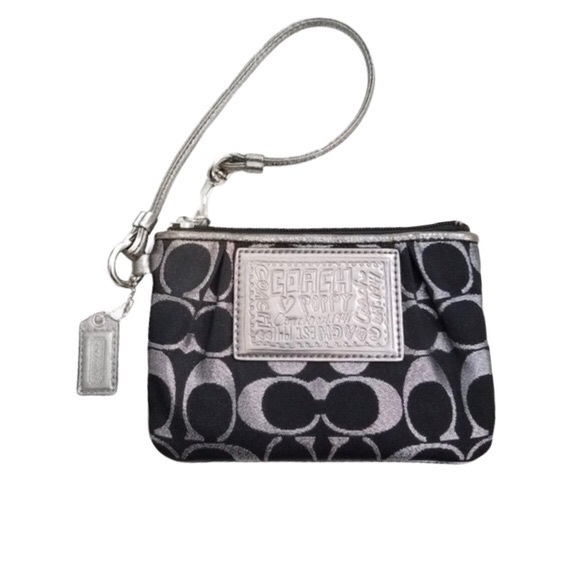 Coach Limited Edition Poppy Collection Wristlet - Picture 4 of 4